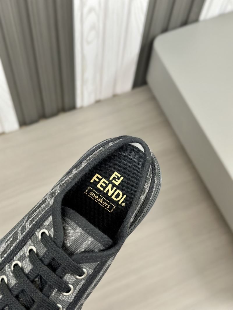 Fendi Low Shoes